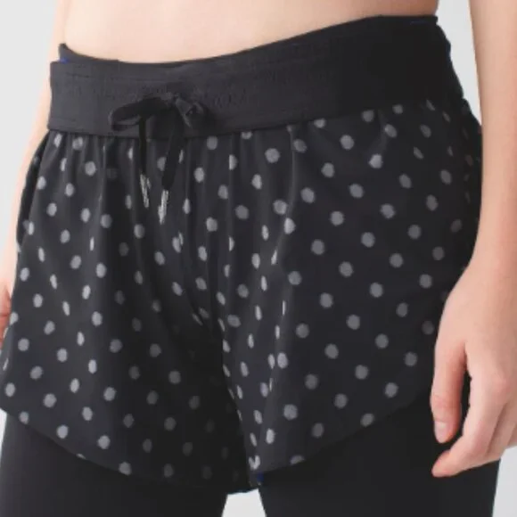 (6023) LULULEMON Go The Distance Short Sz 6 W=13" REVERSIBLE - Picture 3 of 11